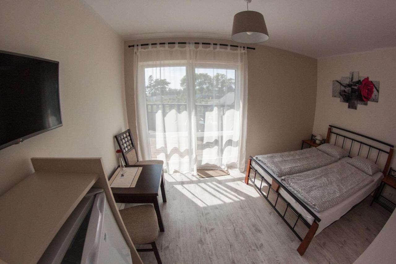 Camelot Apartment Leba Bagian luar foto